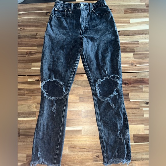 Abercrombie & Fitch Denim - Abercrombie & Fitch Curve Love High Rise Mom Jean 27” Size 26/2R